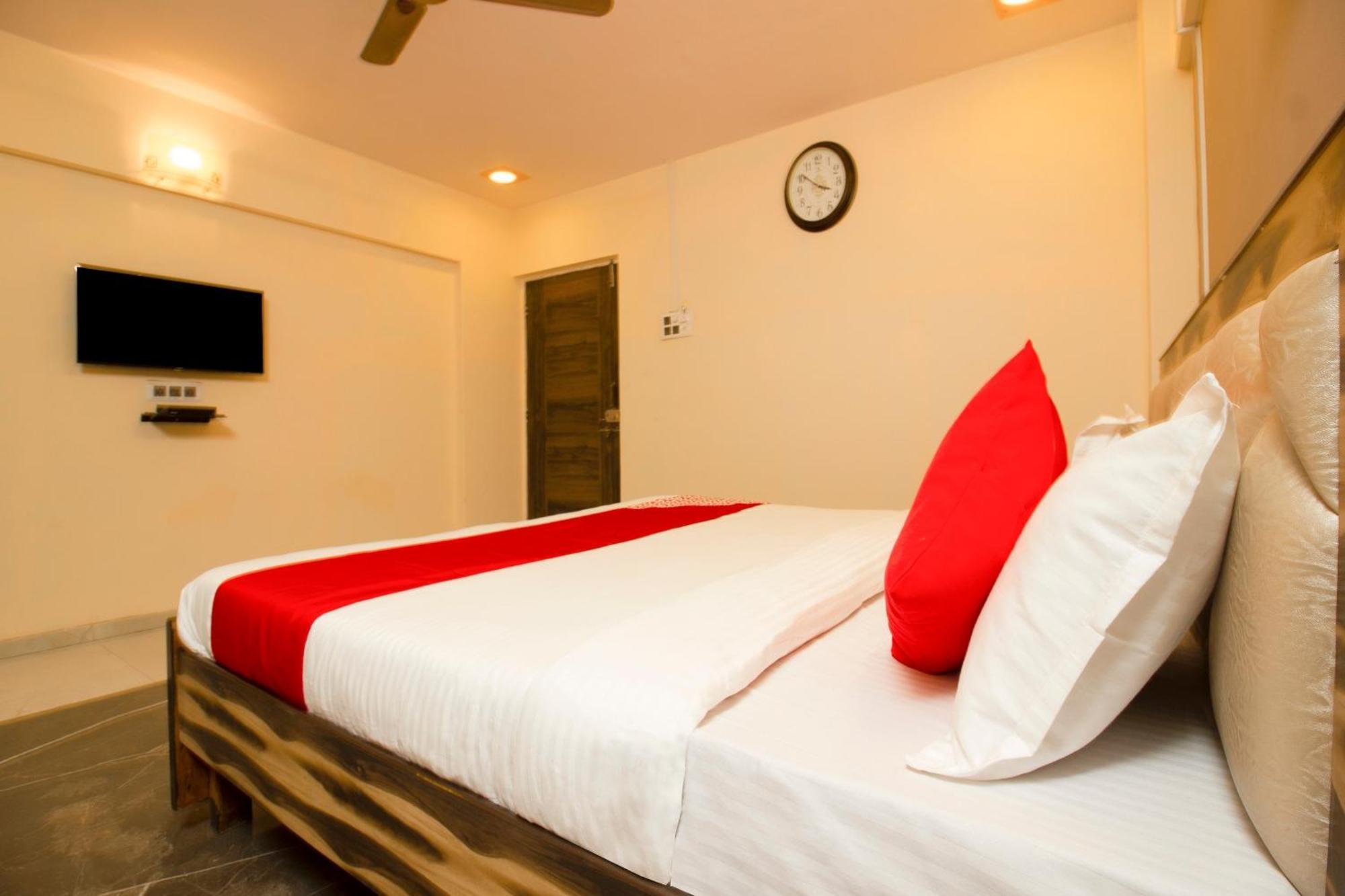 Hotel O The Star Hotel Panvel Kültér fotó
