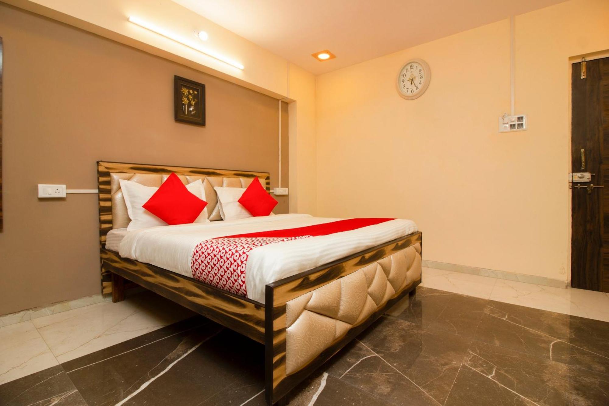Hotel O The Star Hotel Panvel Kültér fotó