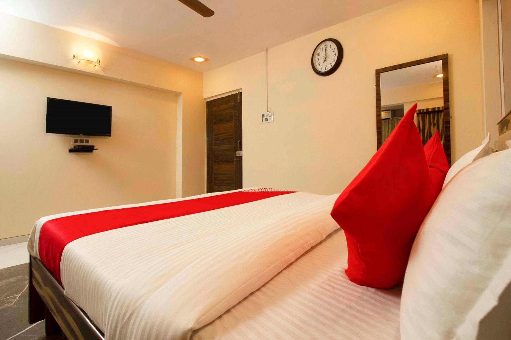 Hotel O The Star Hotel Panvel Kültér fotó